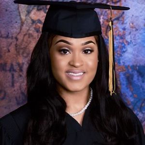 Meet your Posher, Teresa